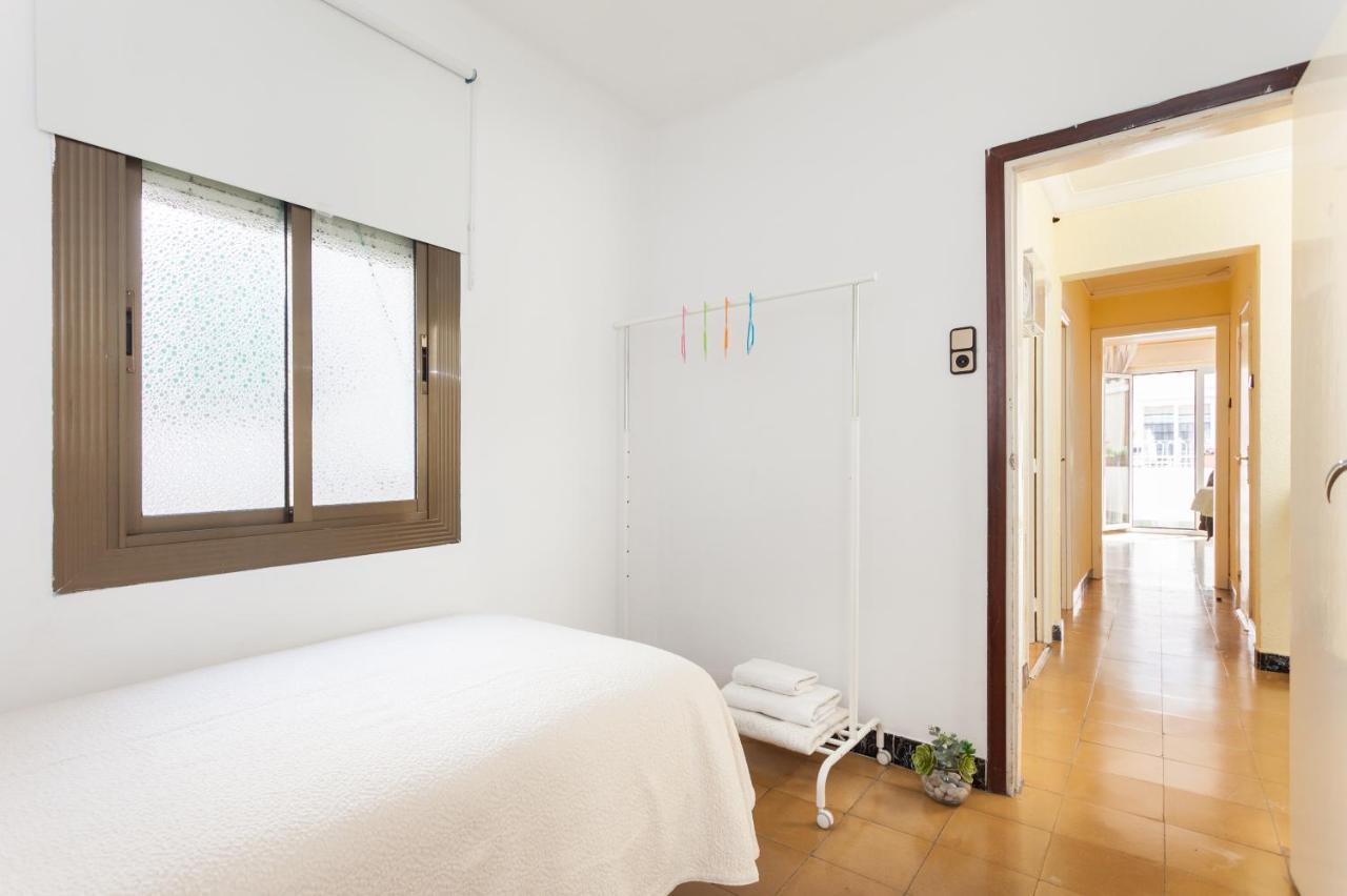 Appartamento Apartamento Con Encanto, Luminoso Y Tranquilo L'Hospitalet de Llobregat Esterno foto
